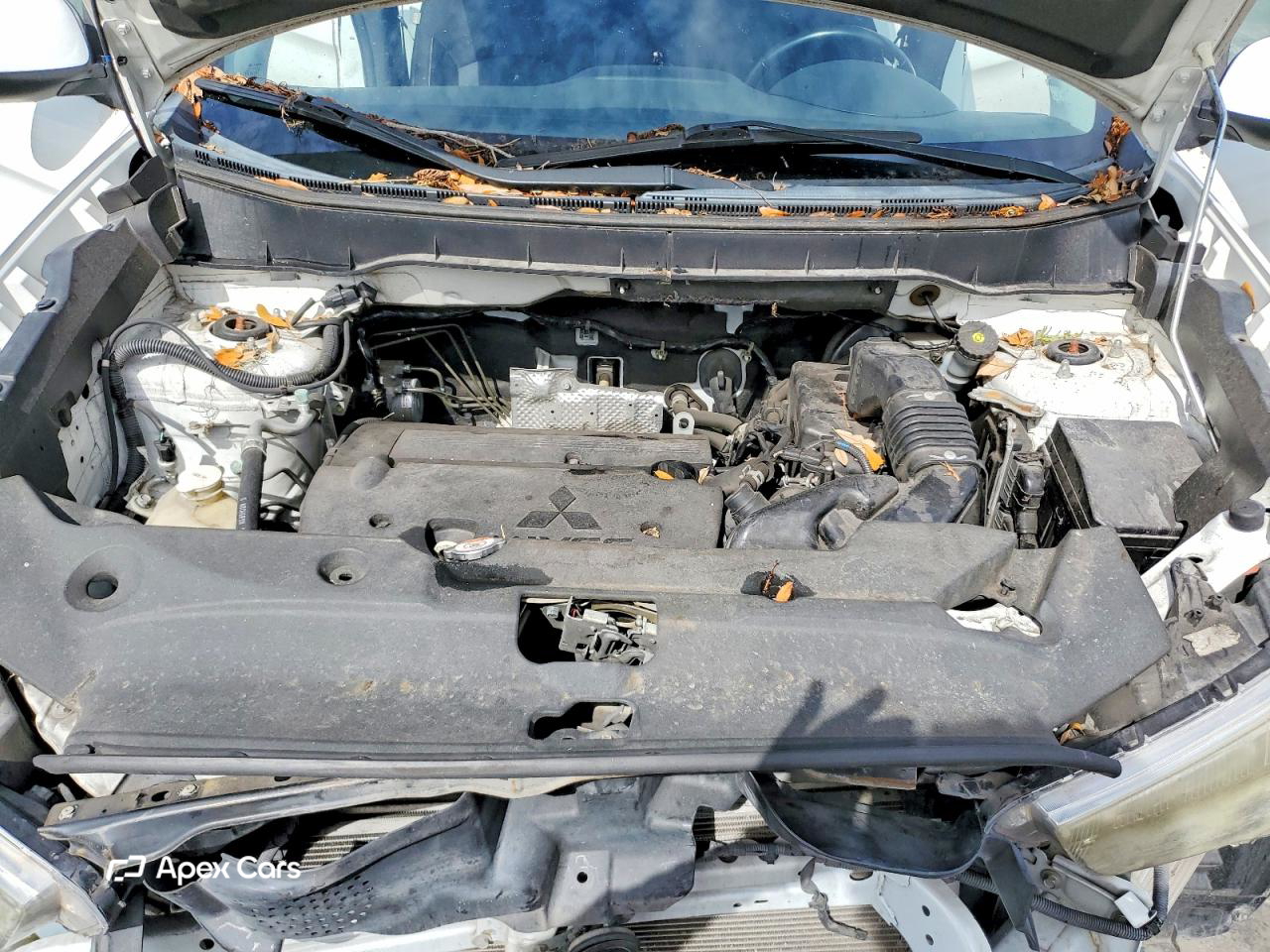 Mitsubishi Outlander 2014