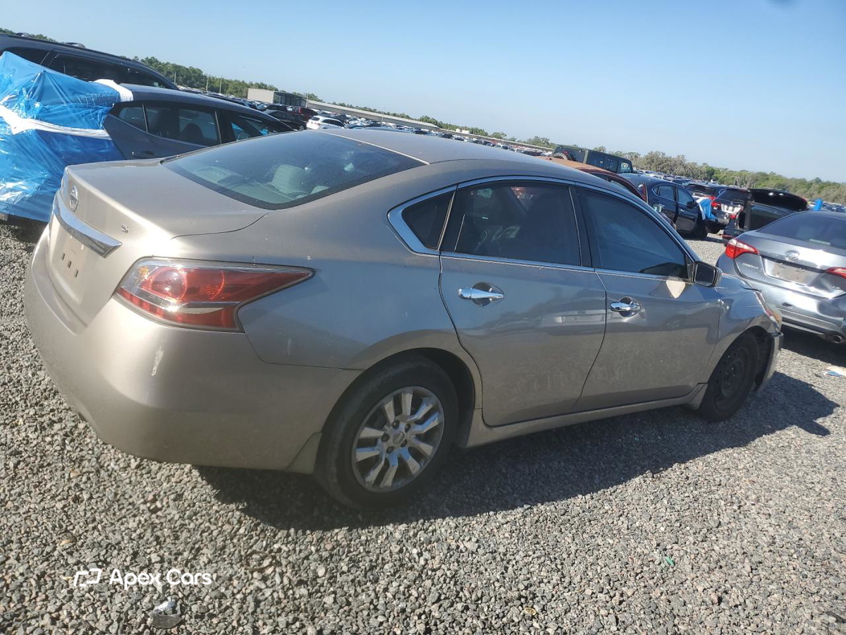 Nissan Altima 2015