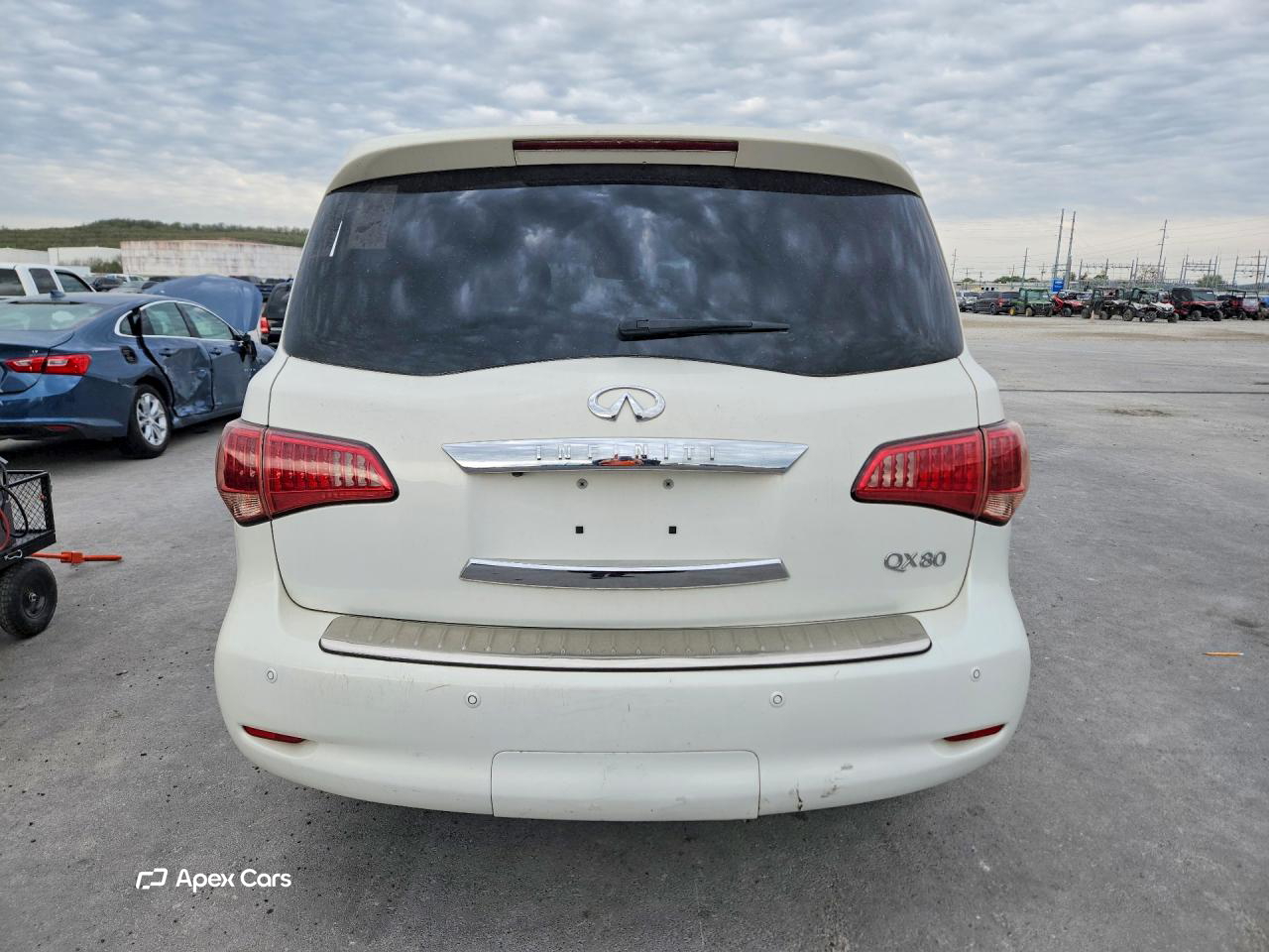 Infiniti QX80 2014