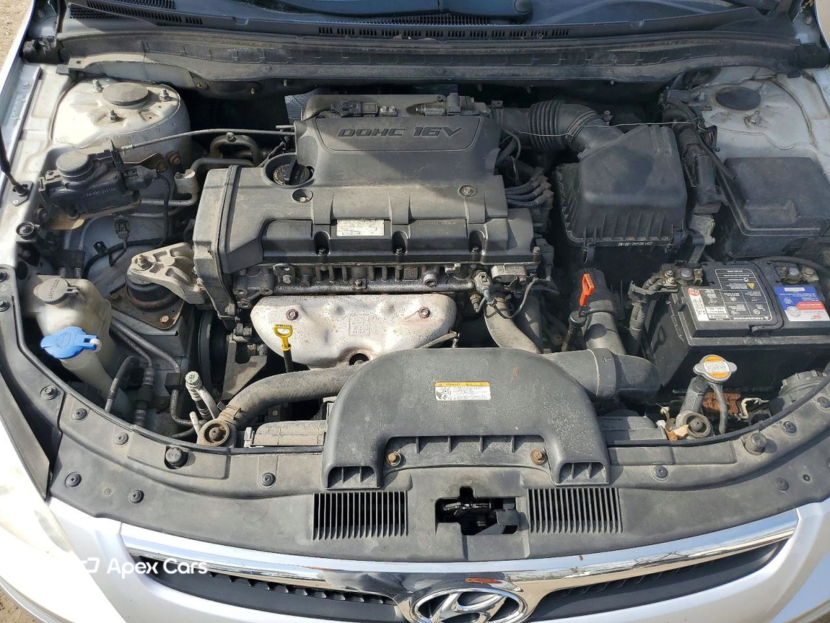 Hyundai Elantra 2011