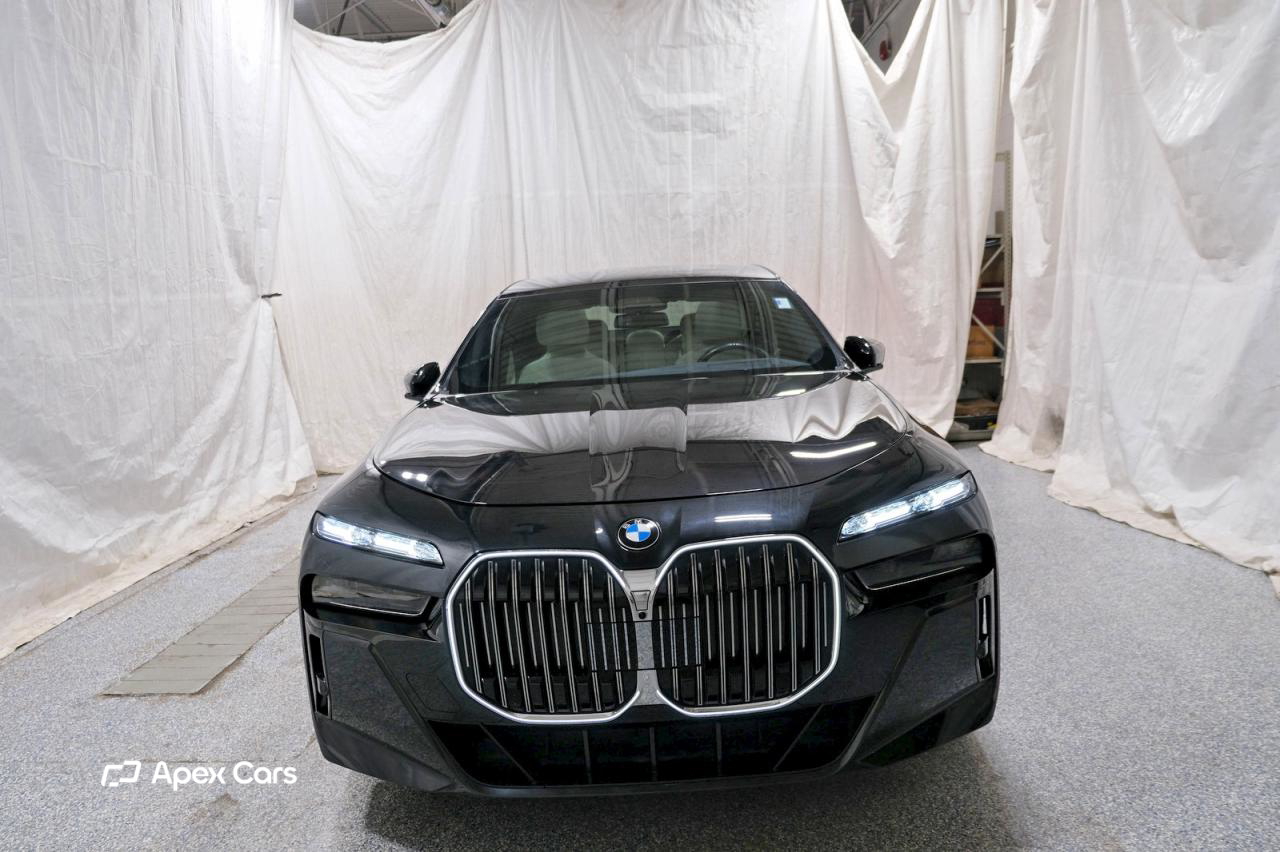 BMW Series 7 2023