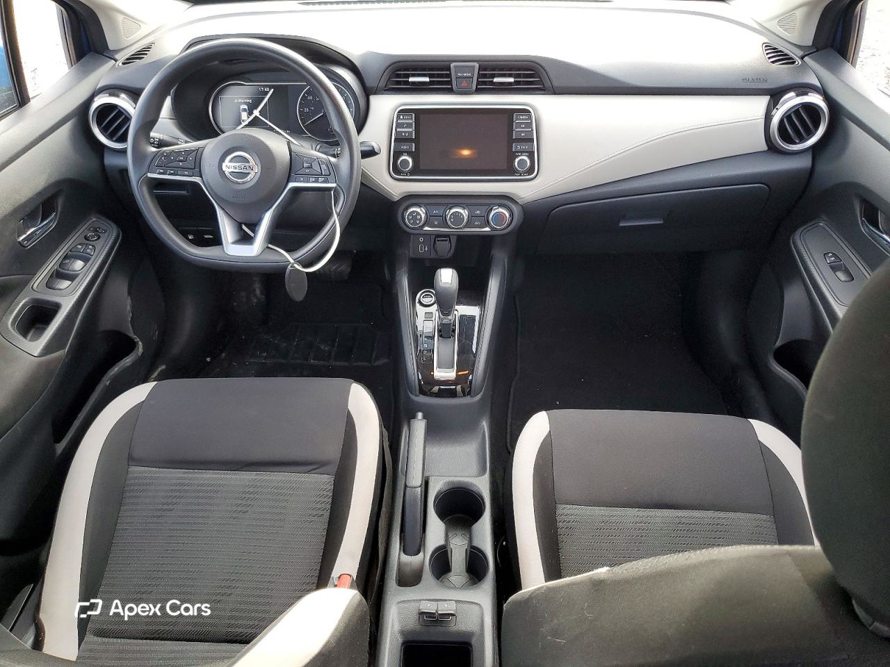 Nissan Versa 2021