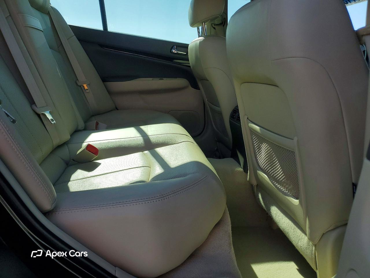 Infiniti G 2012