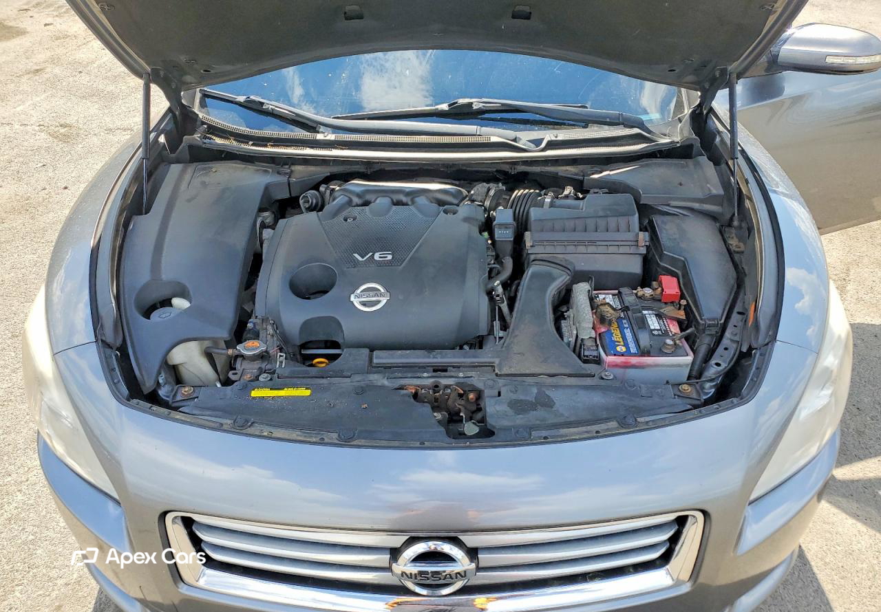 Nissan Maxima 2014