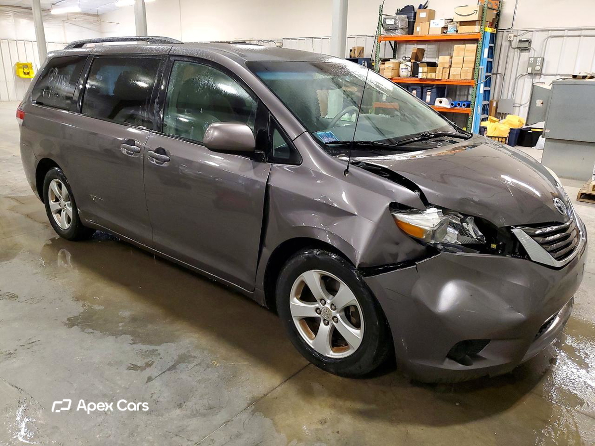 Toyota Sienna 2012