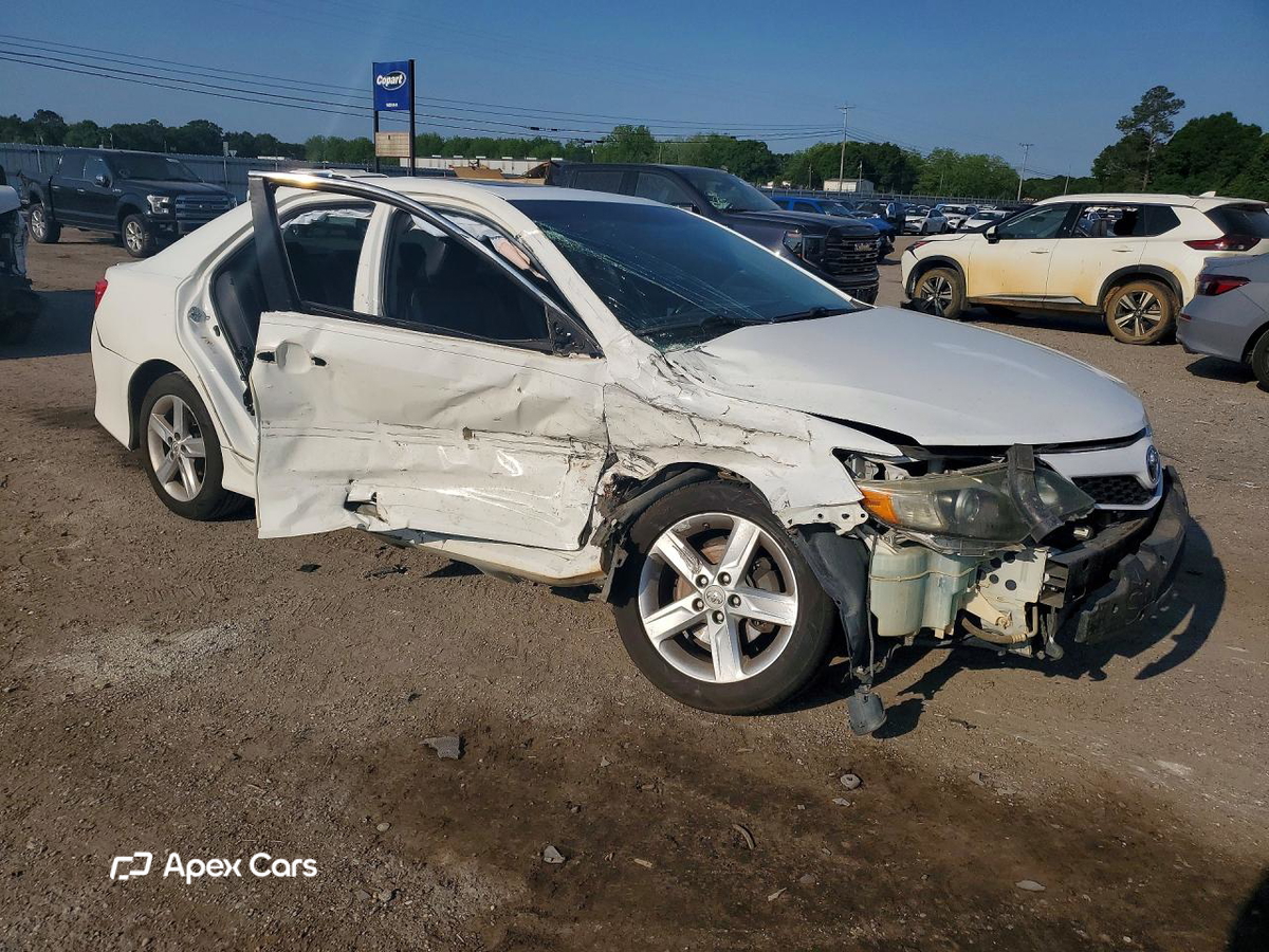 Toyota Camry 2012