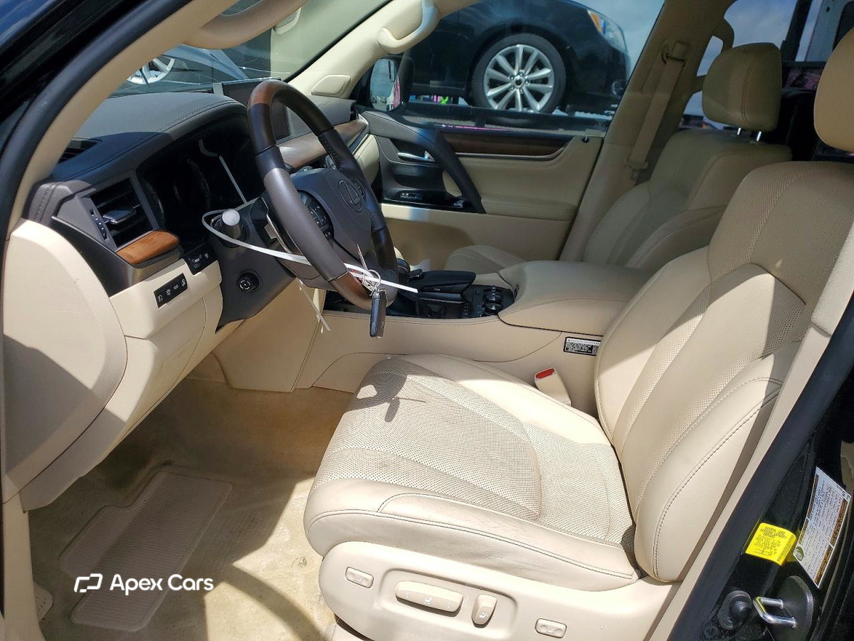 Lexus LX 2018