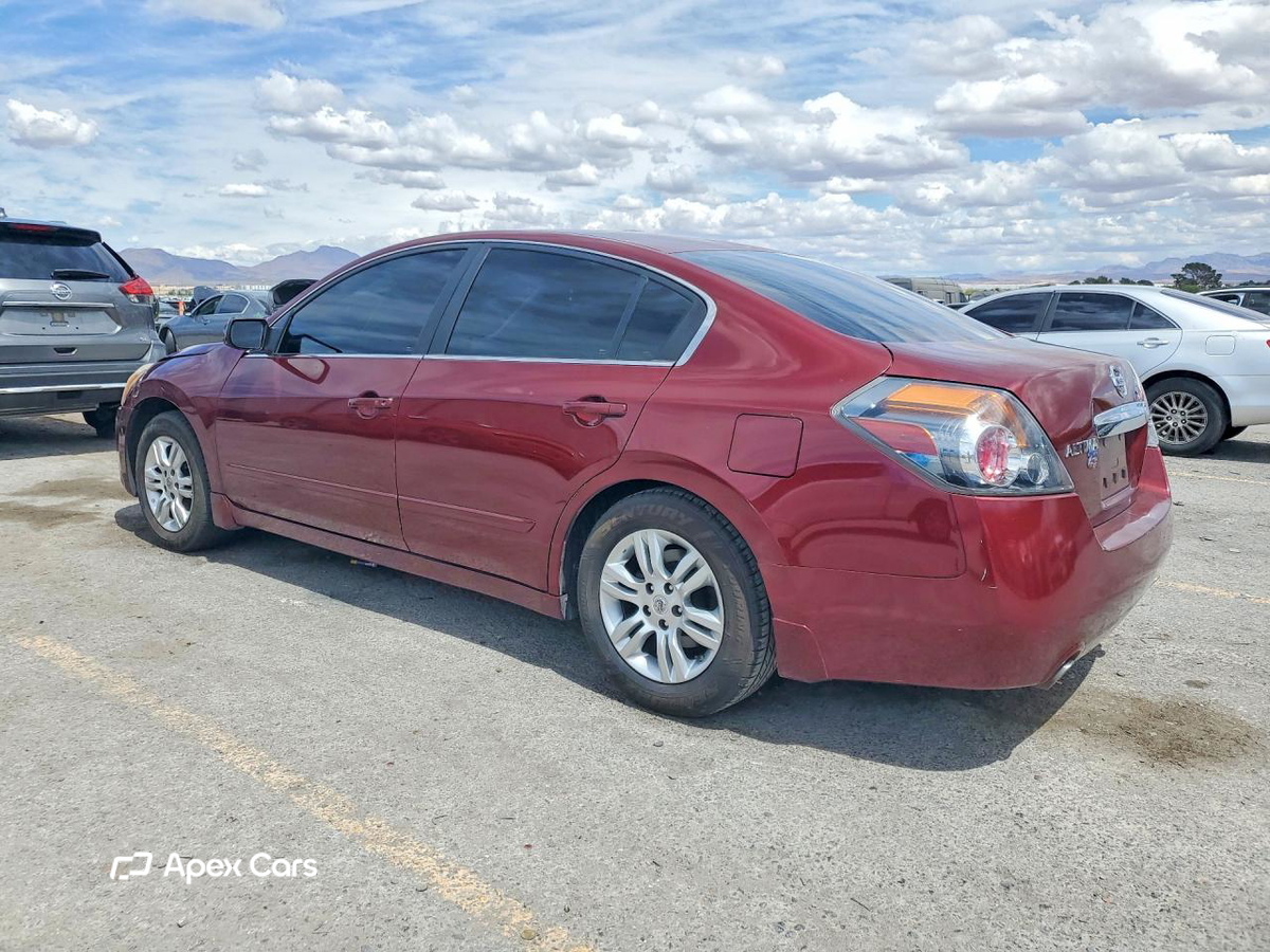 Nissan Altima 2012