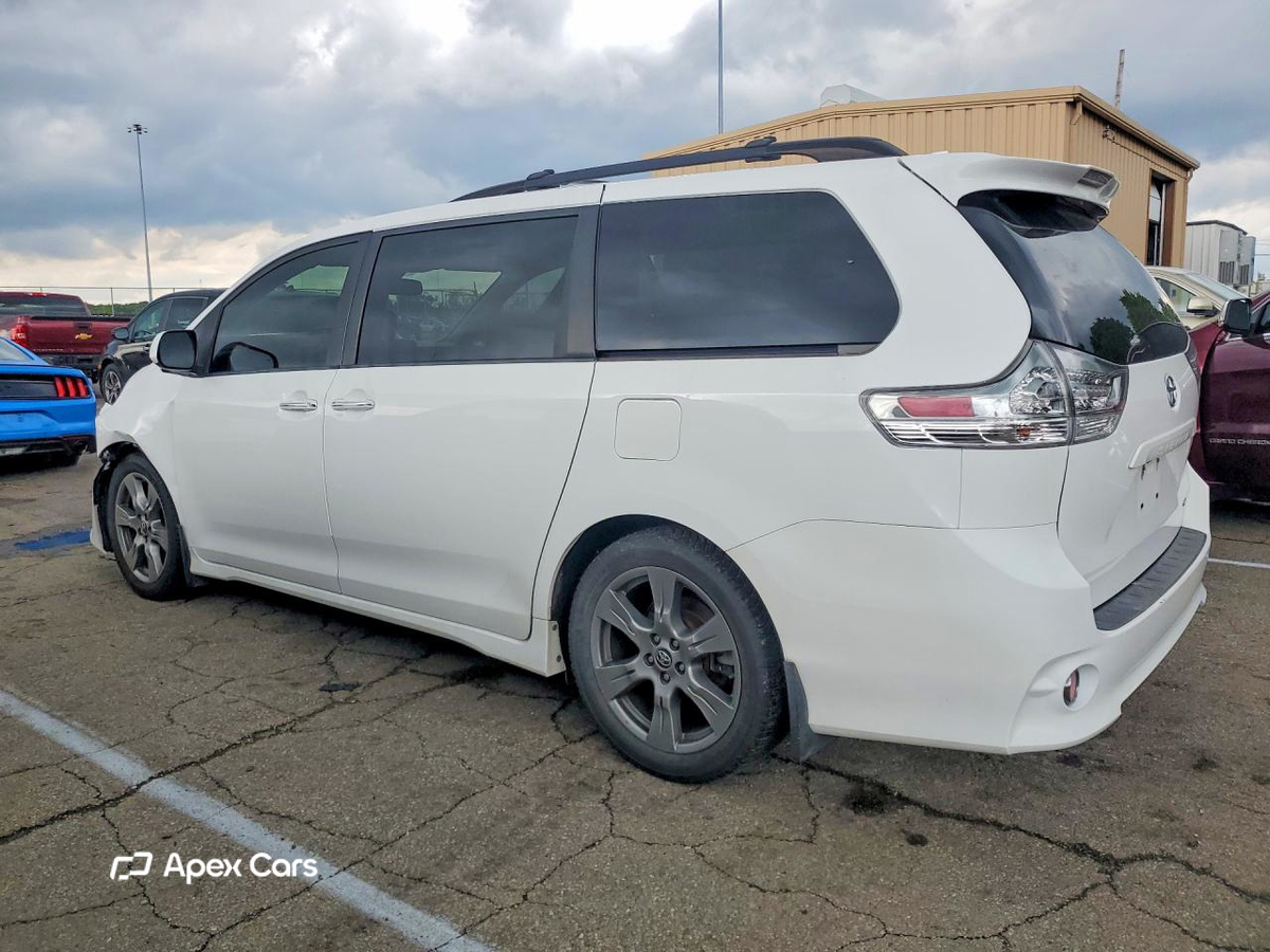 Toyota Sienna 2018