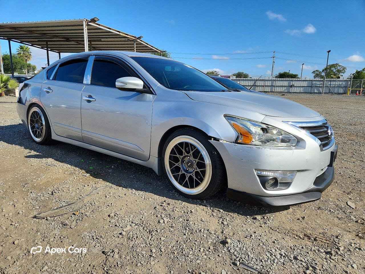 Nissan Altima 2015
