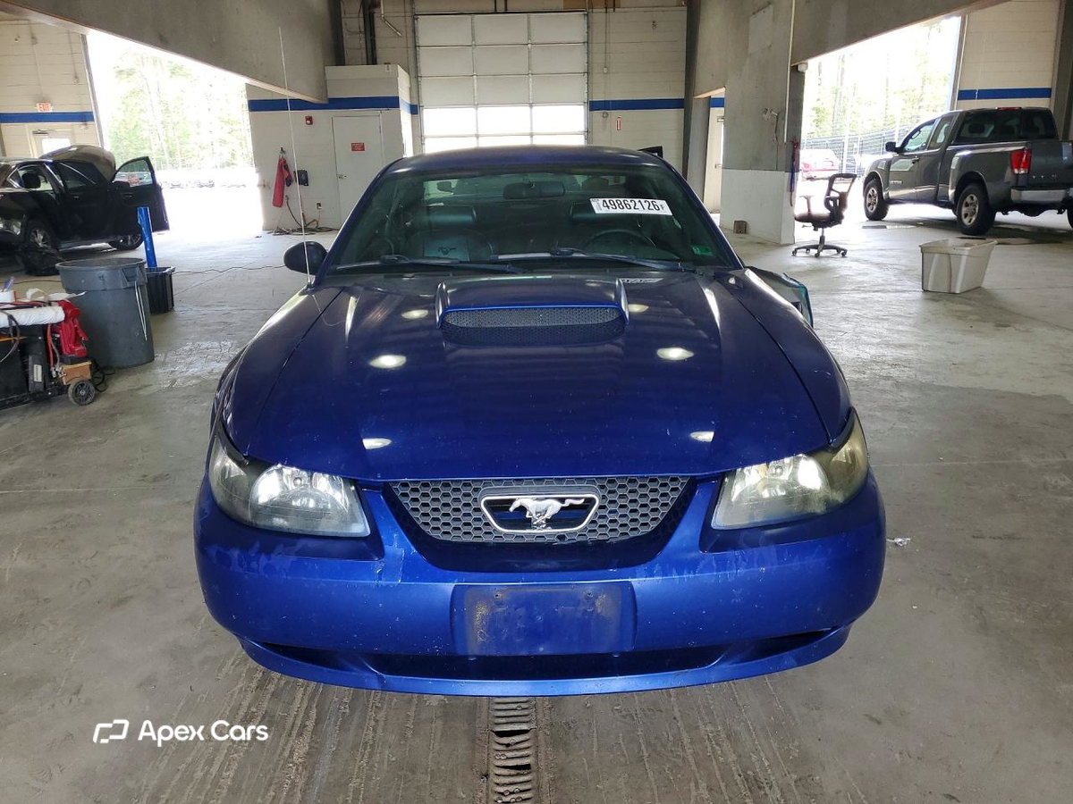 Ford Mustang 2004