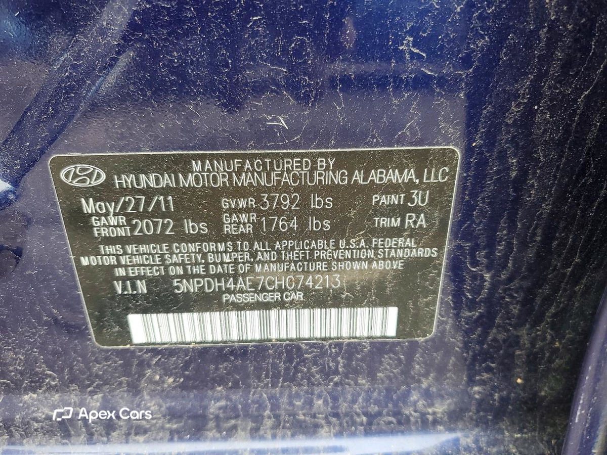 Hyundai Elantra 2012
