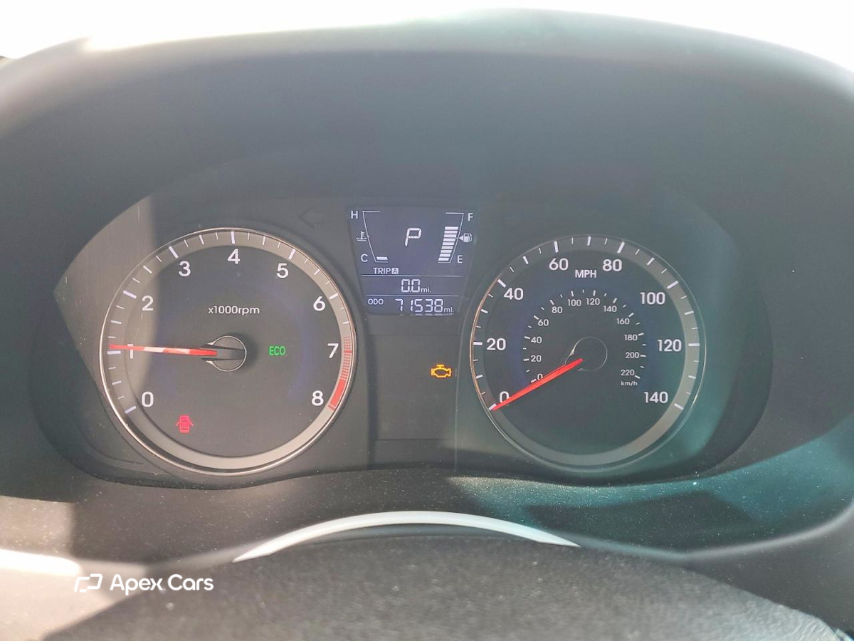 Hyundai Accent 2013