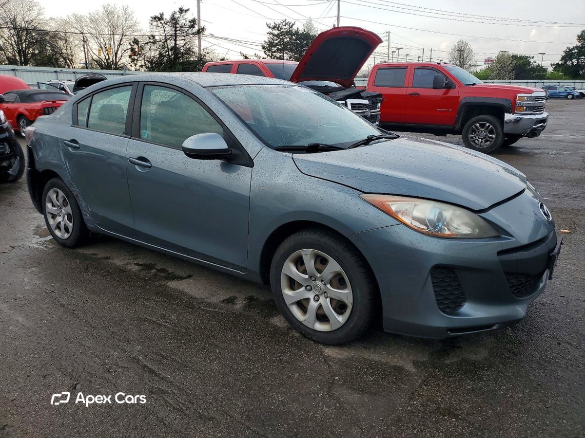 Mazda 3 2013