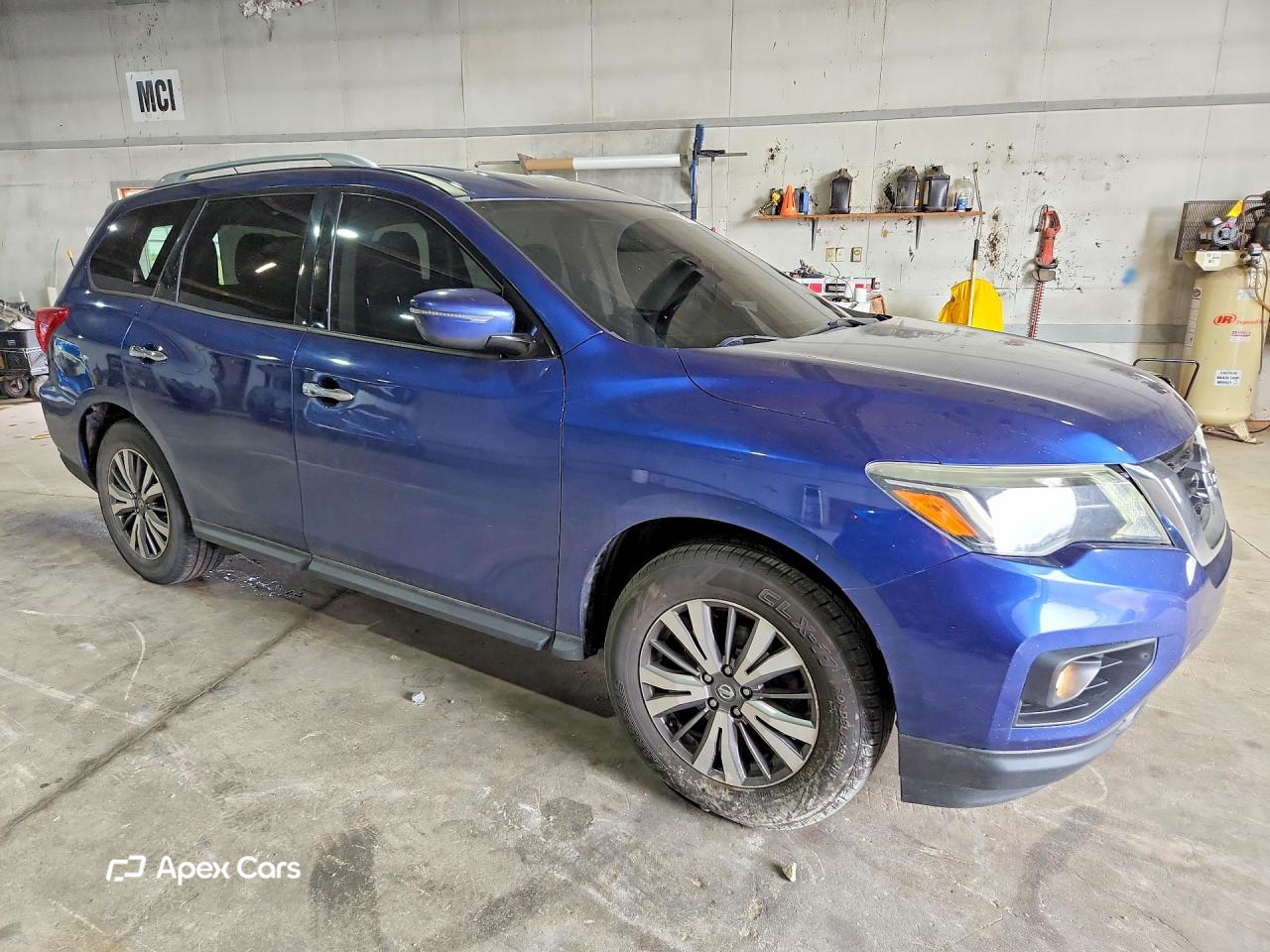 Nissan Pathfinder 2018