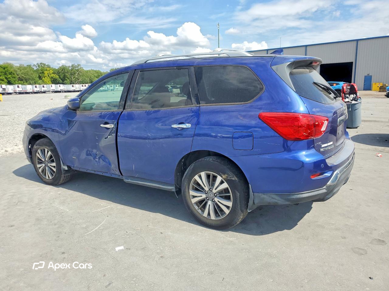 Nissan Pathfinder 2020