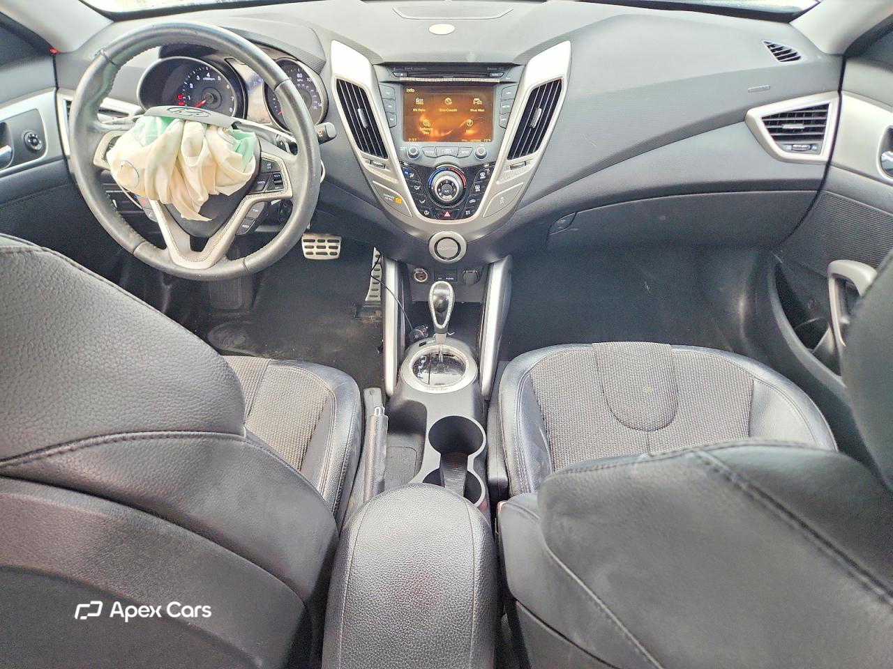 Hyundai Veloster 2012