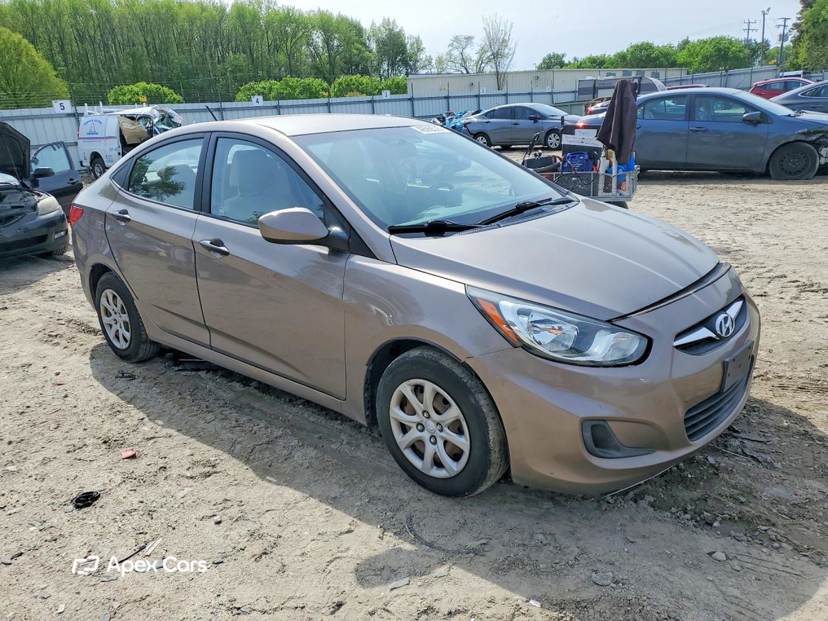 Hyundai Accent 2012
