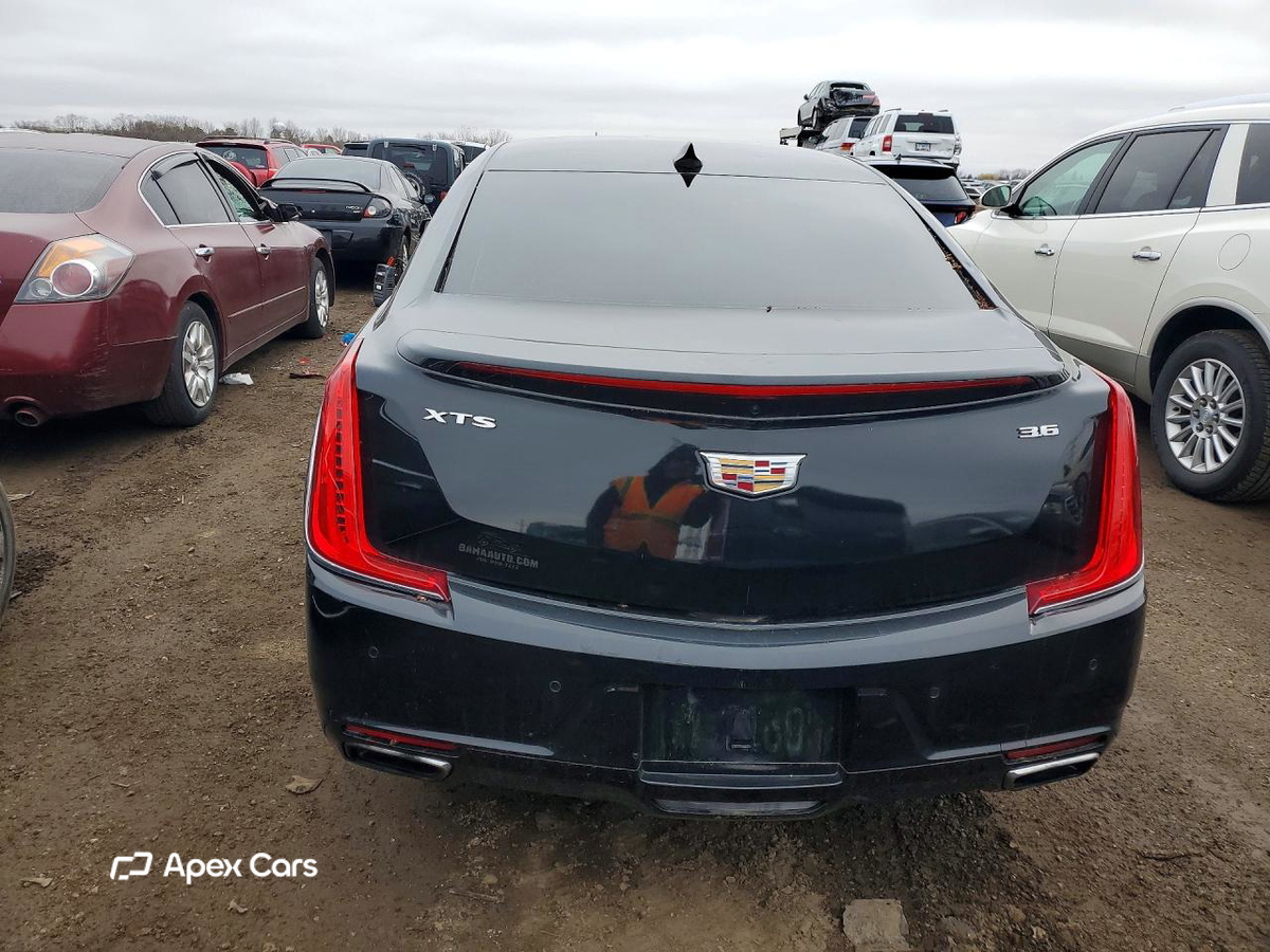 Cadillac XTS 2018