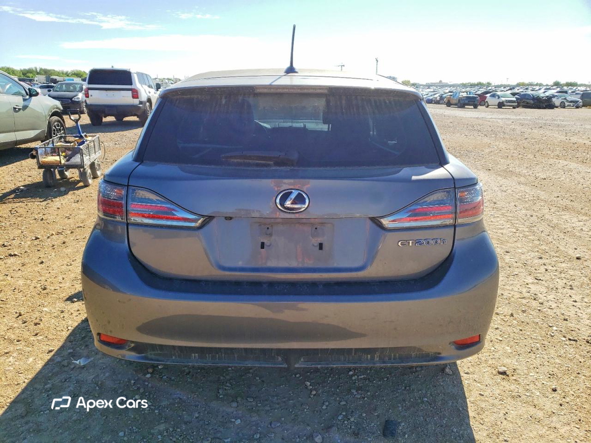 Lexus CT 2012