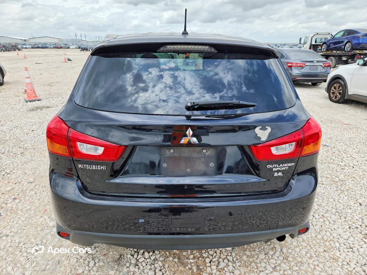 Mitsubishi Outlander 2015