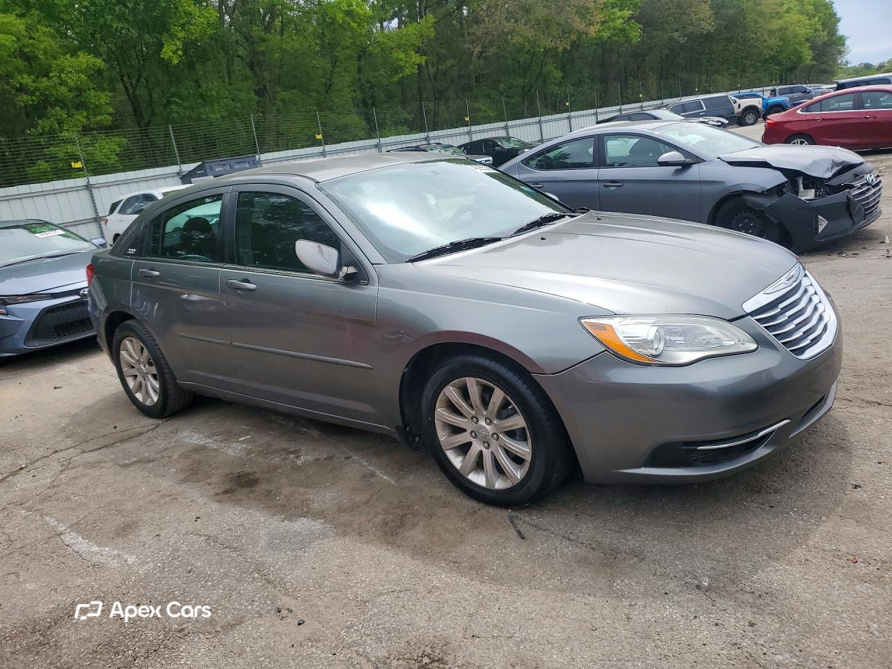 Chrysler 200 2013