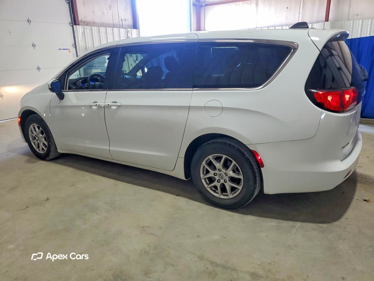 Chrysler Voyager 2023