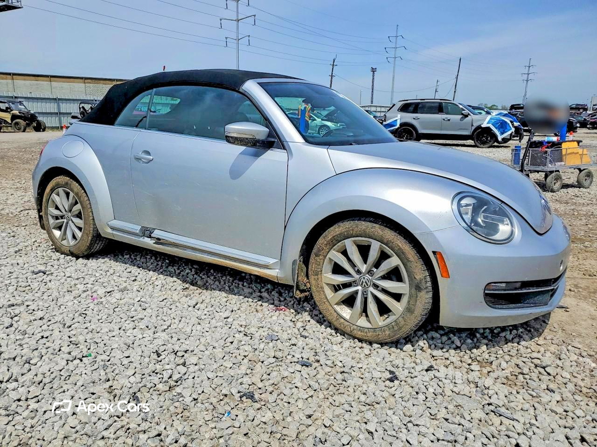 Volkswagen Beetle 2014