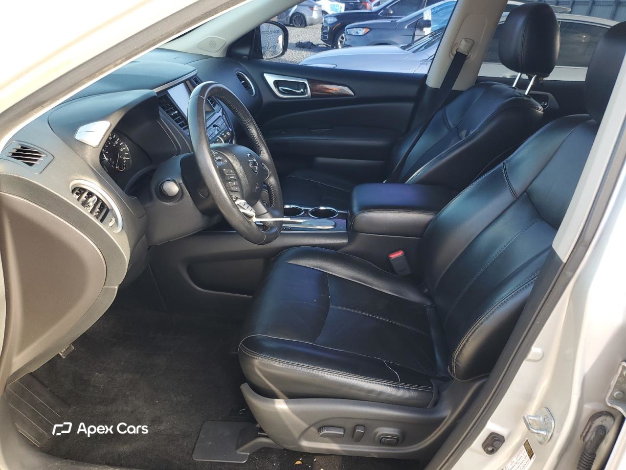 Nissan Pathfinder 2015