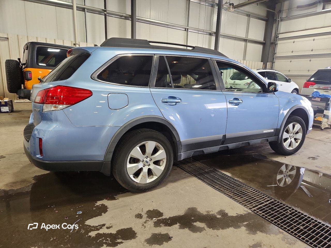 Subaru Outback 2012