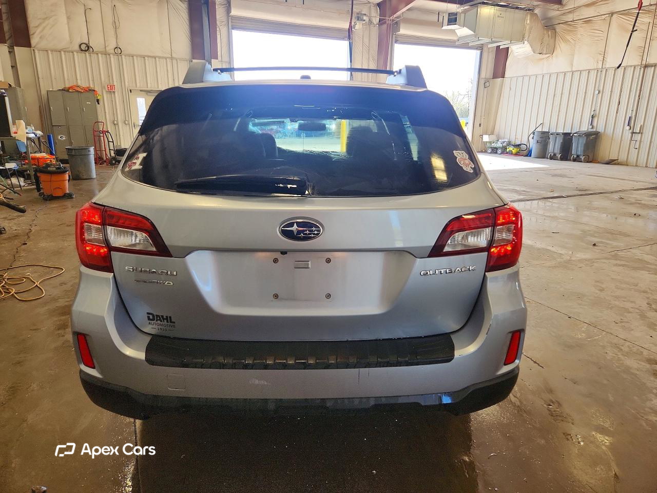 Subaru Outback 2015