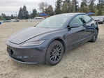 Tesla Model 3 2025