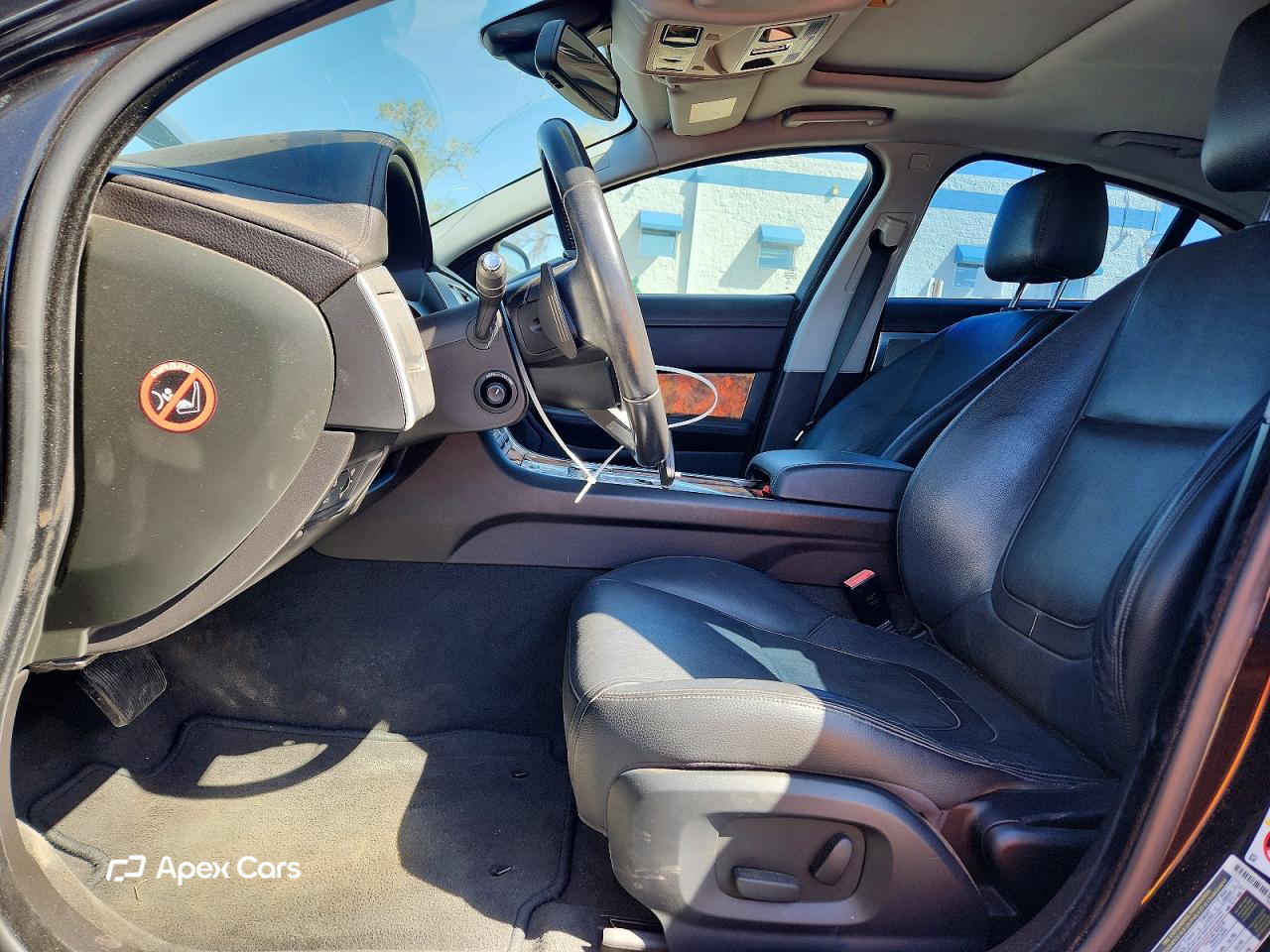 Jaguar XF 2015