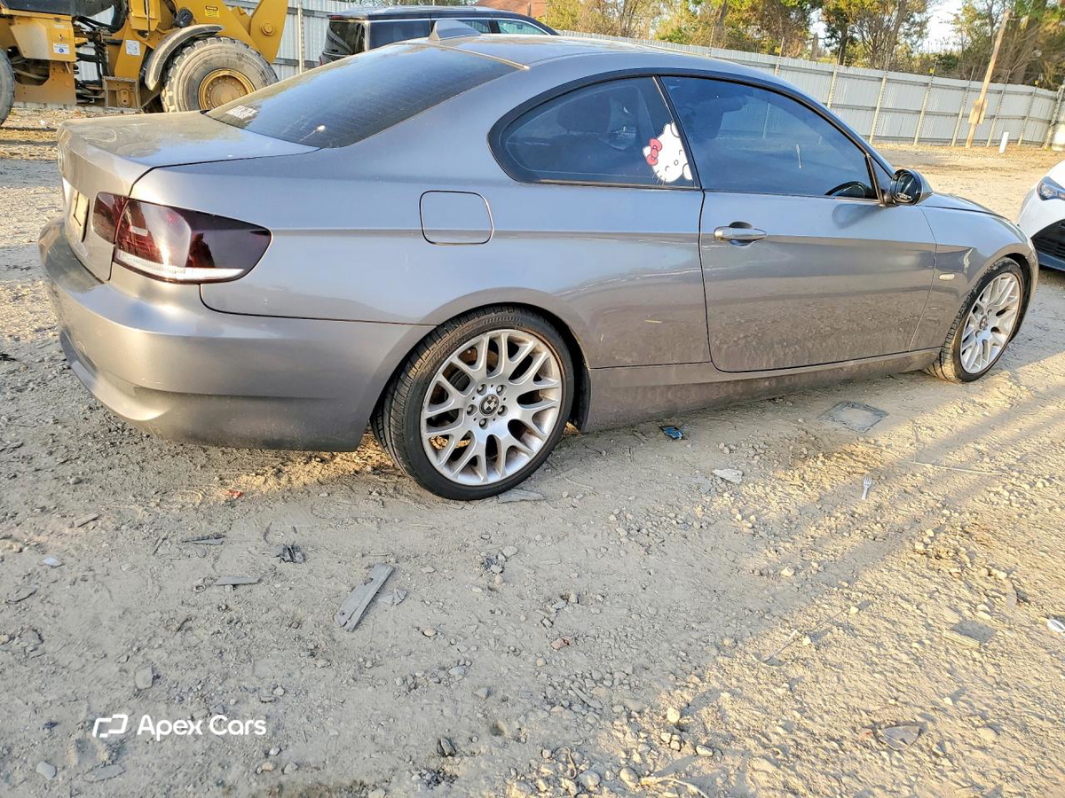 BMW Series 3 2009