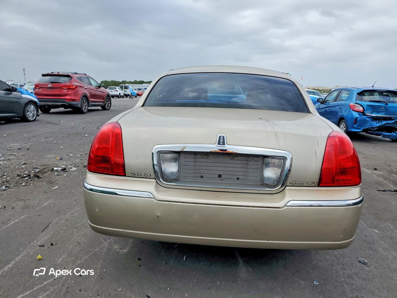 Lincoln Town Car 2010