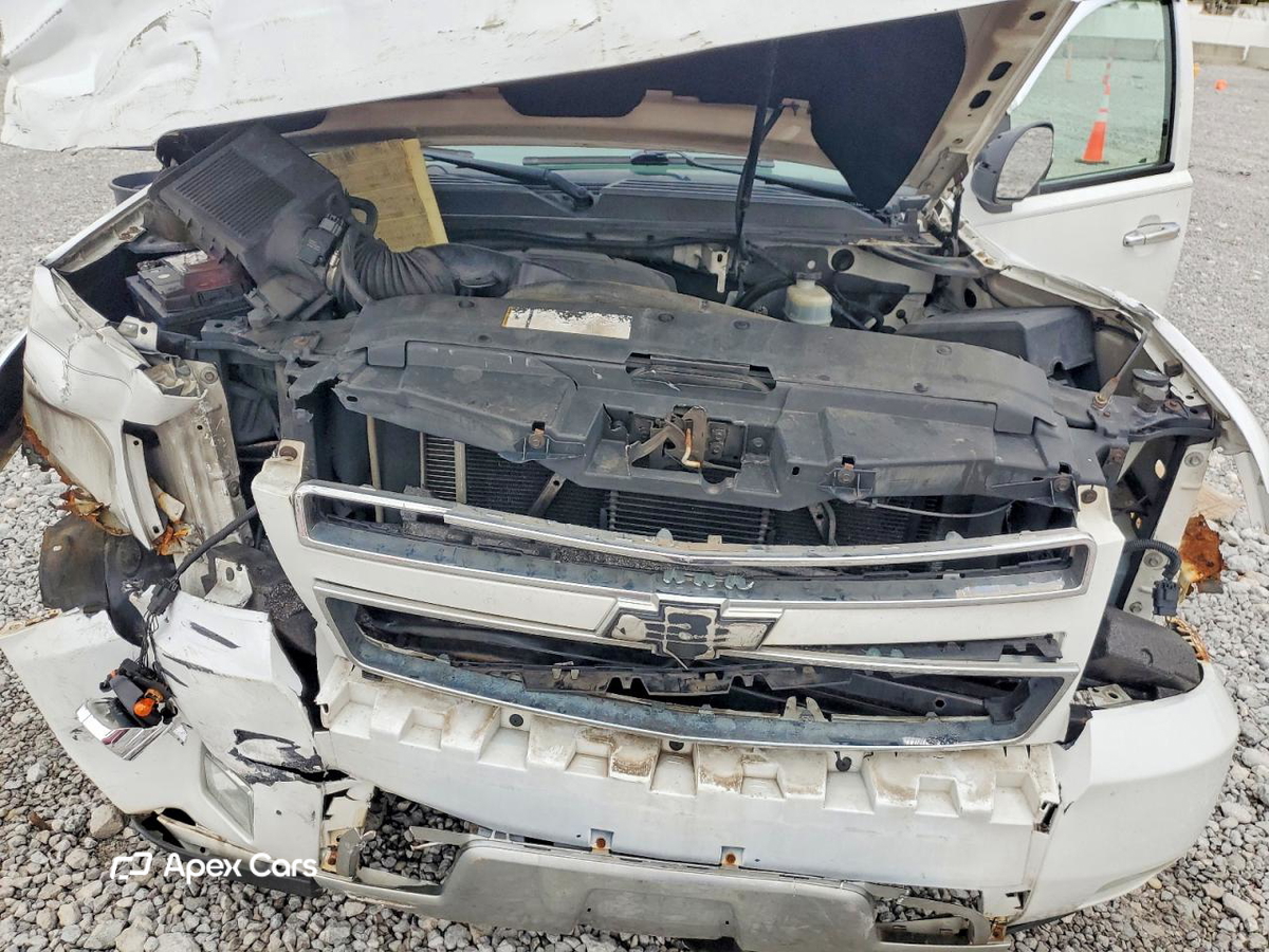 Chevrolet Avalanche 2011