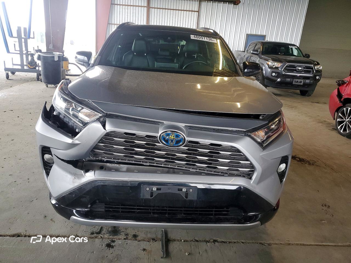 Toyota RAV 4 2021