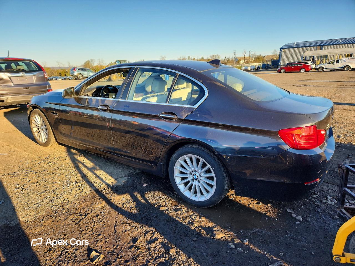 BMW Series 5 2011