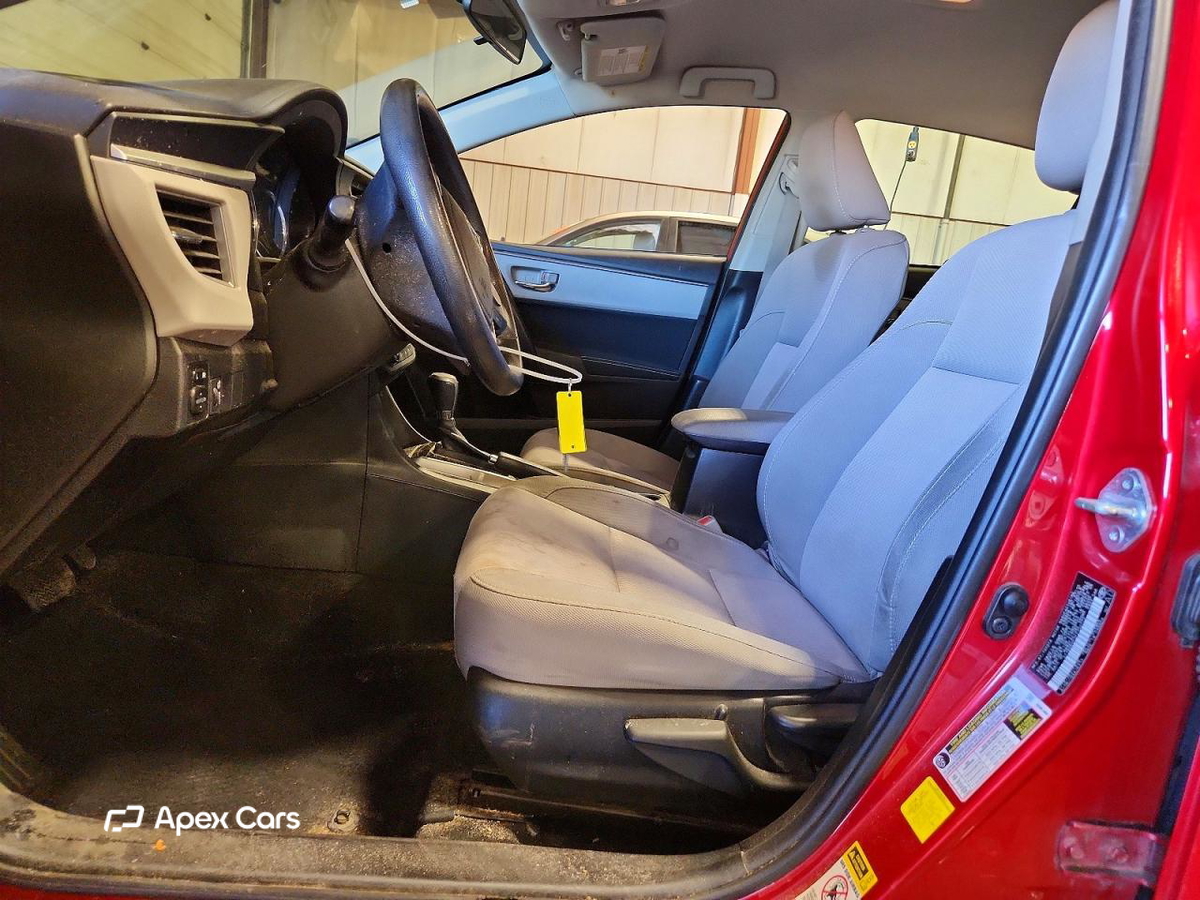 Toyota Corolla 2015