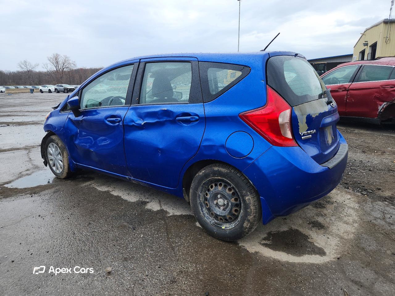 Nissan Versa 2015