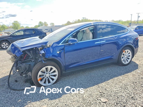 Tesla Model X 2020 - Image 1 of 13