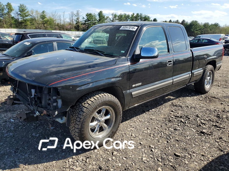 Chevrolet Silverado 2002 - Image 1 of 12