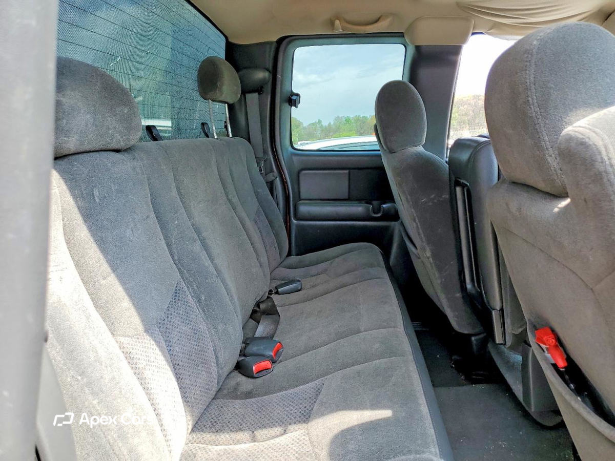 Chevrolet Silverado 2004