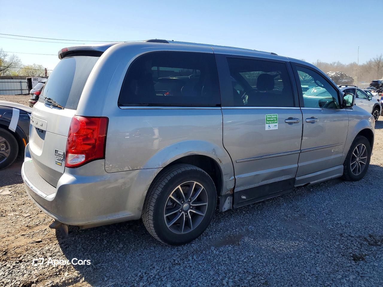 Dodge Caravan 2017