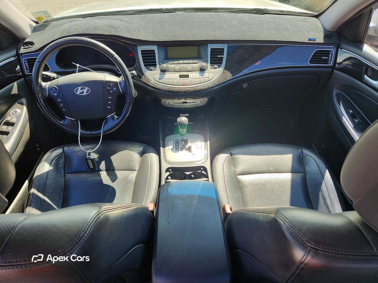 Hyundai Genesis 2013