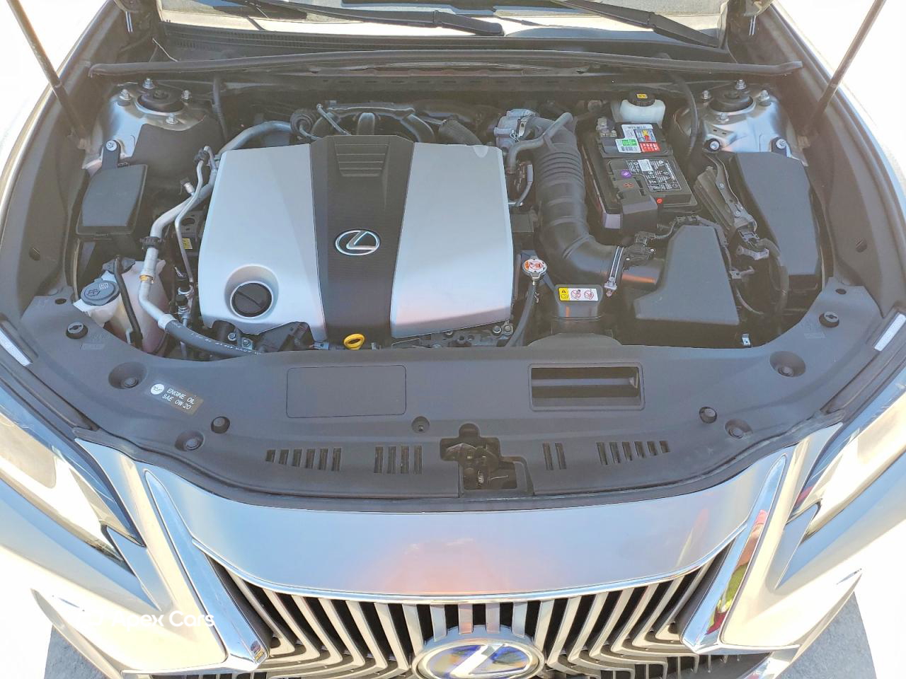 Lexus ES 2019