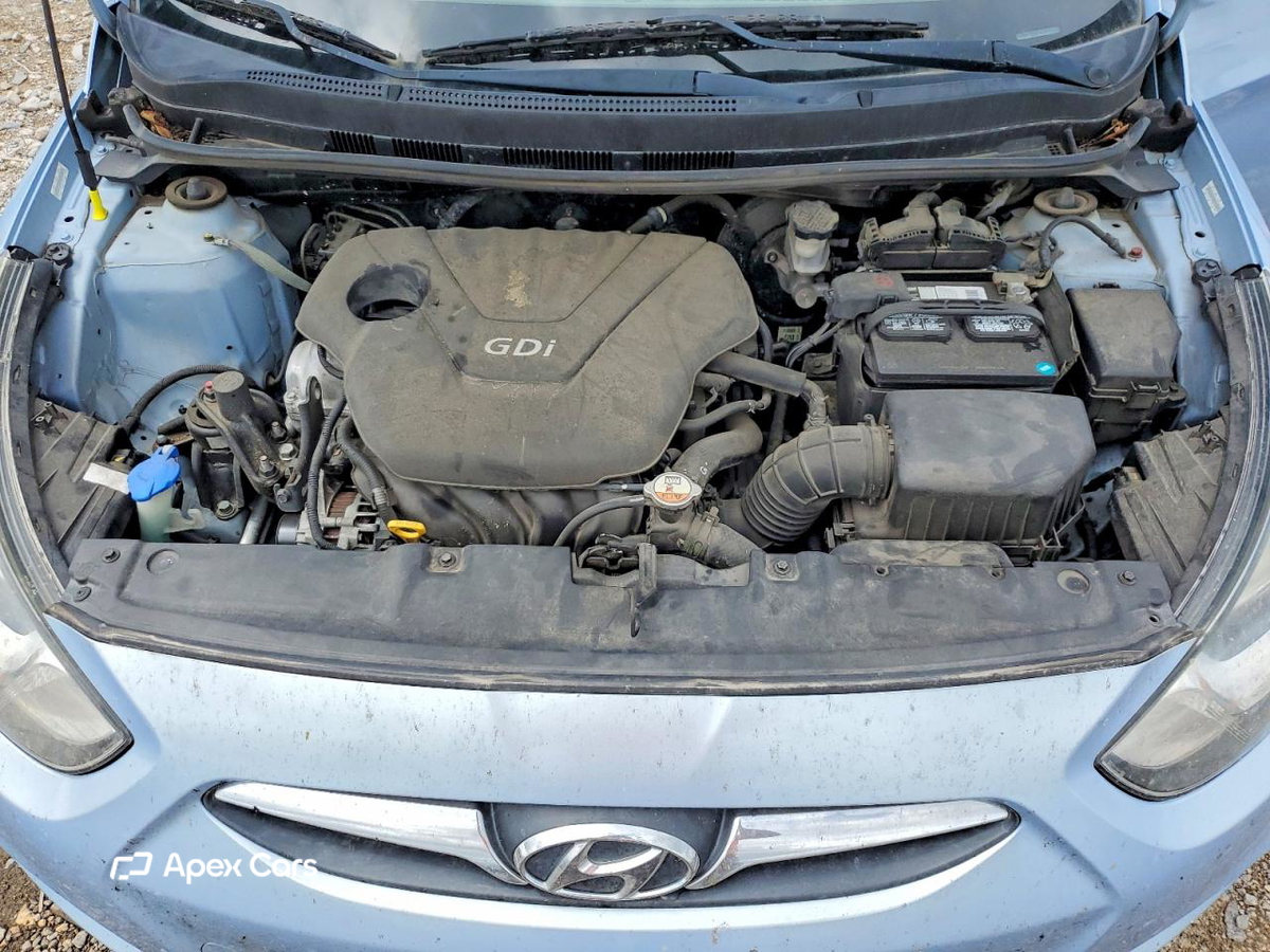 Hyundai Accent 2012