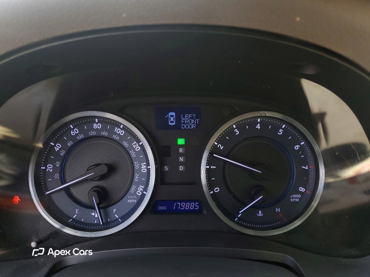 Lexus IS 2011