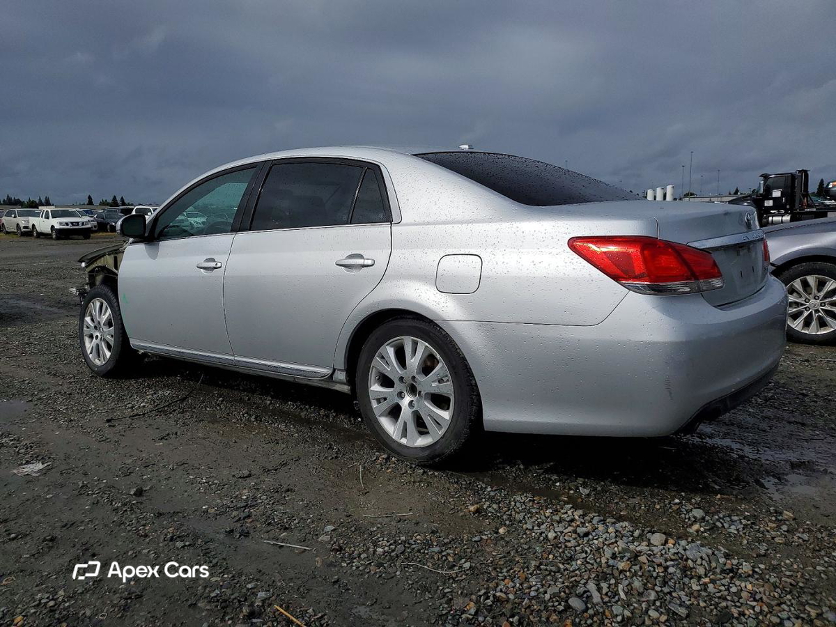 Toyota Avalon 2012