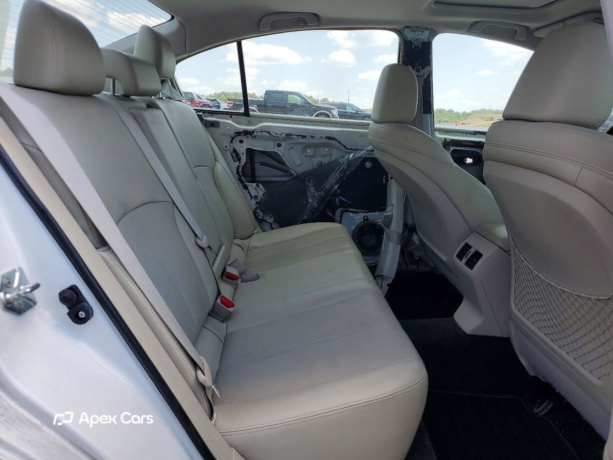 Subaru Legacy 2013
